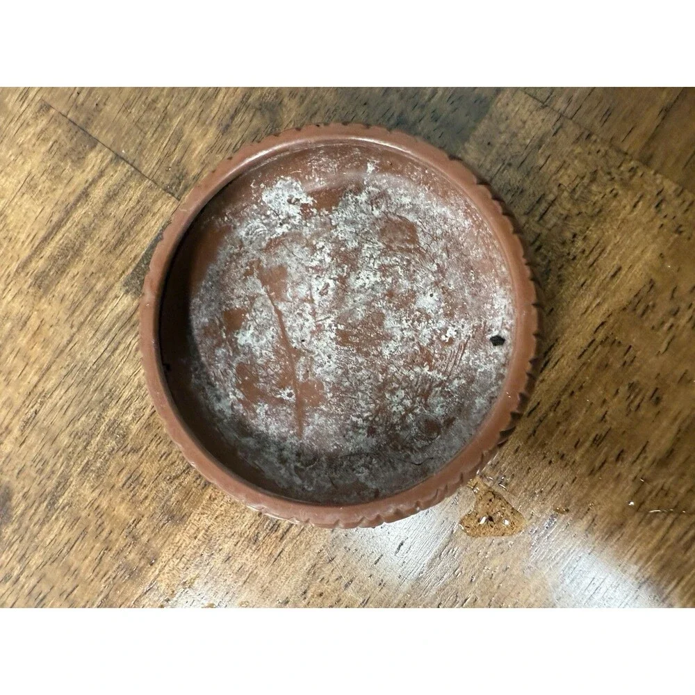 miscellaneous  Reptile supplies, One hide, PVC tubing, Food and water bowl ￼